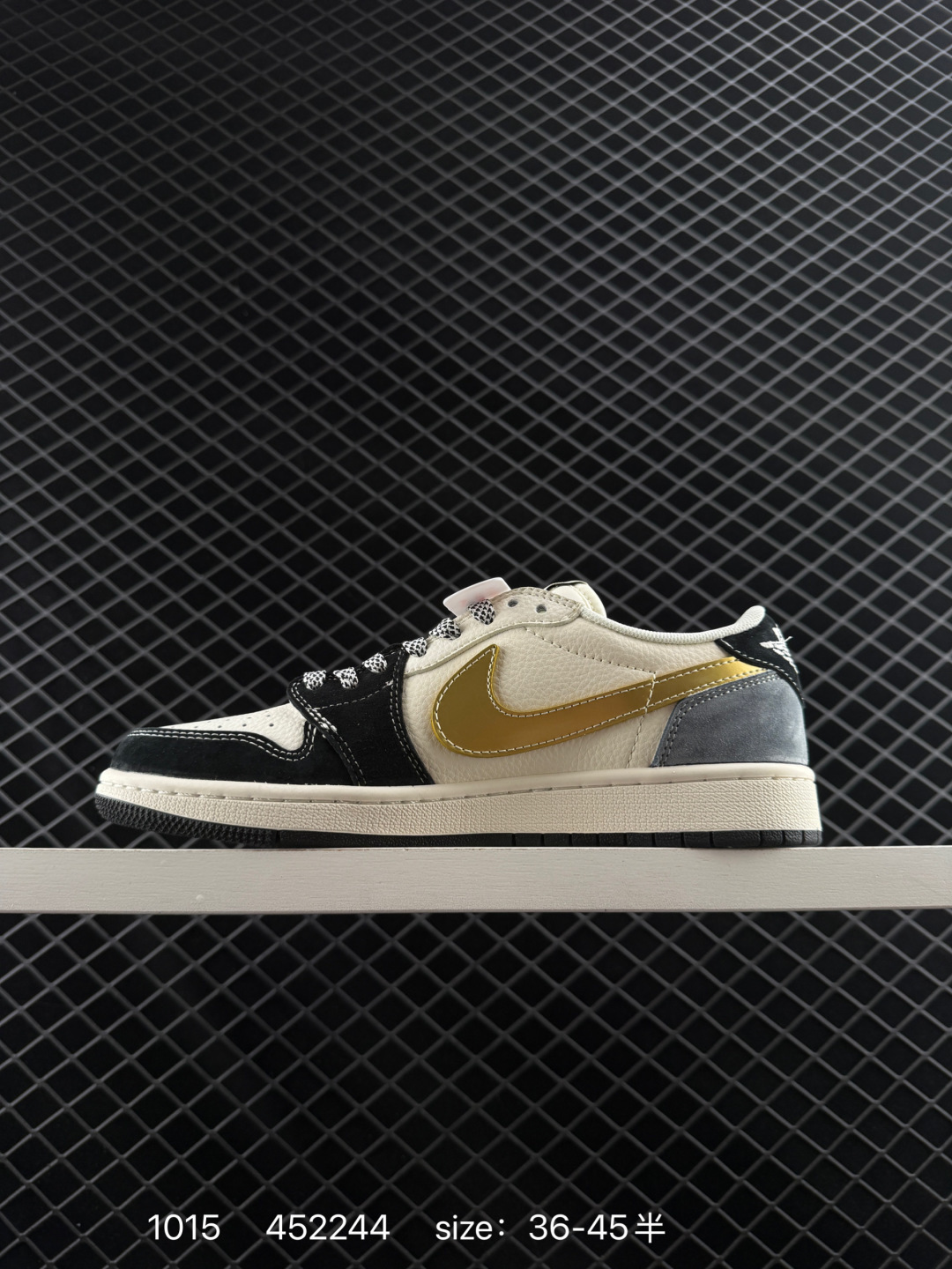 Travis Scott x Air Jordan 1 ” Reverse Mocha “